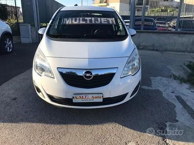 Usata Opel Meriva Cosmo 95 CV (69 kW) 2013 Bianco Monovolume
