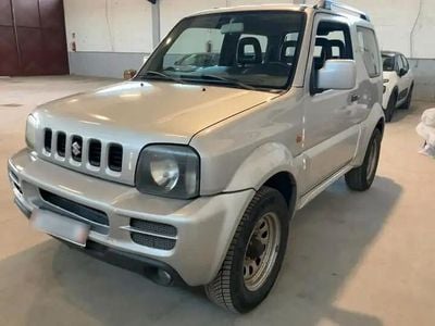 Usata Suzuki Jimny 86 CV (63 kW) 2009 Argento SUV