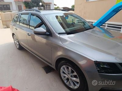 Usata Skoda Octavia G-TEC 131 CV (96 kW) 2019 Grigio Station wagon
