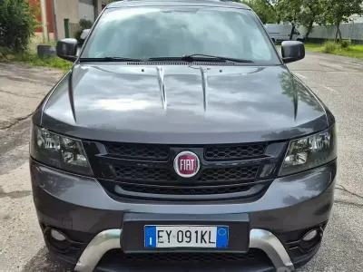 Occasion Fiat Freemont Lounge 170 ch (125 kW) 2015 Gris SUV
