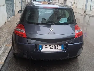 Usata Renault Mégane 130 CV (95 kW) 2007 Grigio Berlina