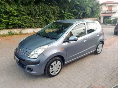 Usata Nissan Pixo 68 CV (50 kW) 2010 Grigio Utilitaria