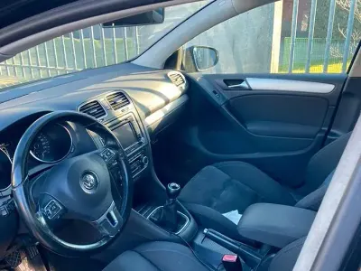 Usata VW Golf VI 140 CV (102 kW) 2010 Nero Utilitaria
