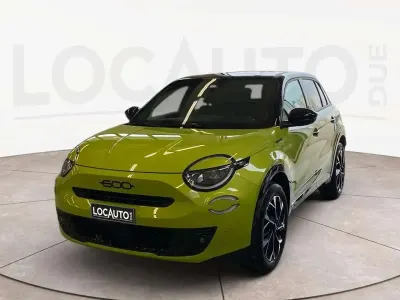 Nuova Fiat 600 Sport 145 CV (106 kW) 2026 Verde SUV