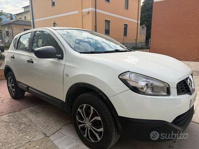 Usata Nissan Qashqai 106 CV (77 kW) 2011 Bianco SUV