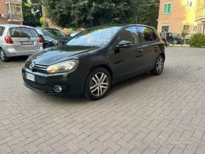 Usata VW Golf VI Comfortline 122 CV (89 kW) 2009 Nero Utilitaria