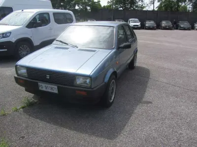 Usata Seat Ibiza 63 CV (46 kW) 1988 Blu/azzurro Utilitaria