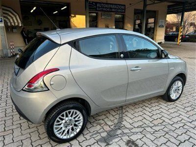 usata Lancia Ypsilon 0.9 TwinAir 85 CV 5 porte S&S DFN Gold usato