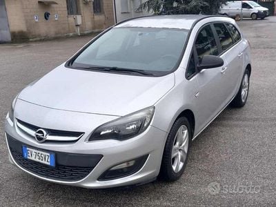 Usata Opel Astra Cosmo 110 CV (80 kW) 2014 Grigio Station wagon