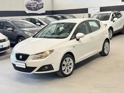 Usata Seat Ibiza Style 90 CV (66 kW) 2010 Bianco Berlina