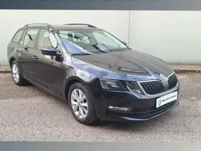 Usata Skoda Octavia Executive 116 CV (85 kW) 2019 Nero Station wagon