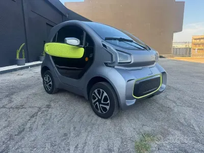 Usata XEV Yoyo 7 kW (10 CV) 2024 Grigio Utilitaria
