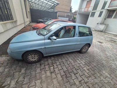 Begagnad Lancia Ypsilon 60 HK (44 kW) 2002 Blå Halvkombi