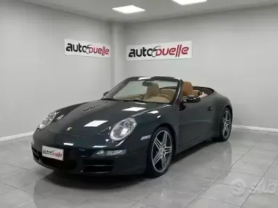 Usata Porsche 911 Carrera 4S Cabriolet 355 CV (261 kW) 2007 Grigio Cabrio