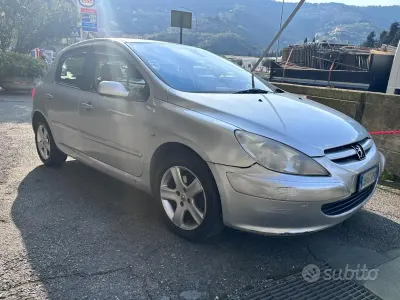 Occasion Peugeot 307 107 ch (78 kW) 2003 Gris Berline