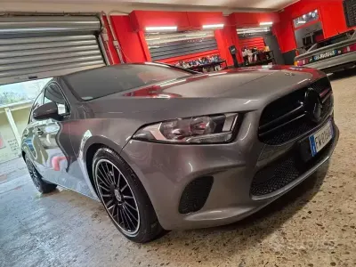 Usata Mercedes A160 109 CV (80 kW) 2019 Grigio Utilitaria
