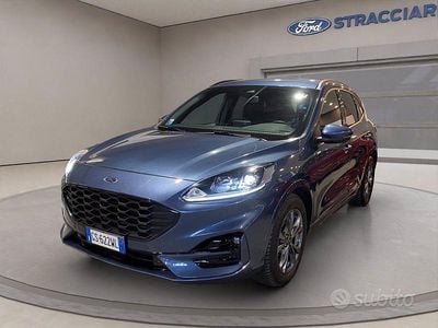Usata Ford Kuga ST-Line 120 CV (88 kW) 2024 Blu metallizzato SUV