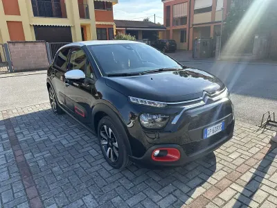 Usata Citroën C3 Shine 102 CV (75 kW) 2023 Nero Utilitaria