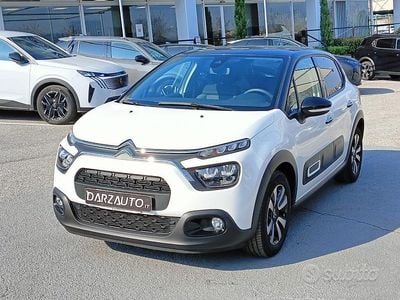 Usata Citroën C3 Shine 83 CV (61 kW) 2023 Bianco tetto nero pastello Utilitaria