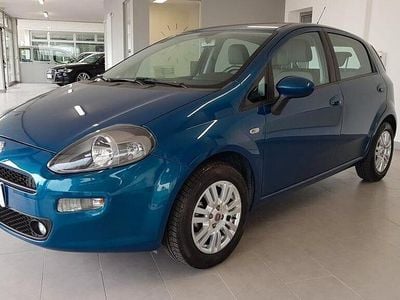 Usata Fiat Punto 69 CV (50 kW) 2015 Blu Berlina