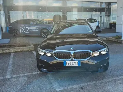 Usata BMW 318 Advantage 150 CV (110 kW) 2019 Nero Station wagon