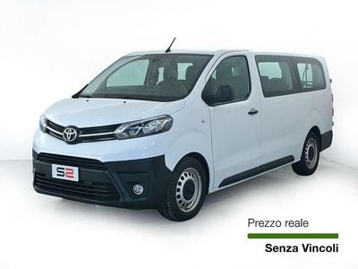 Begagnad Toyota Proace Comfort 144 HK (105 kW) 2022 Vit Minibuss