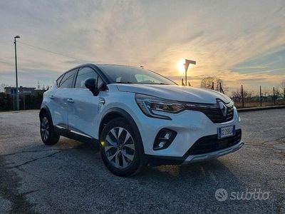 Usata Renault Captur Intens 101 CV (74 kW) 2020 Bianco SUV