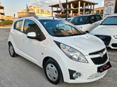 Usata Chevrolet Spark LS 68 CV (50 kW) 2010 Bianco Utilitaria
