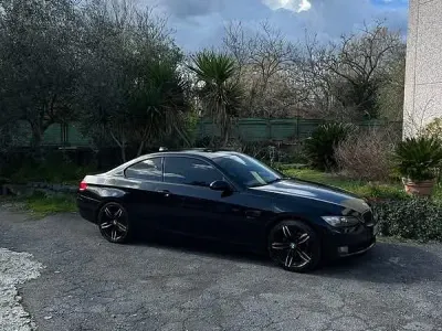 Usata BMW 320 177 CV (130 kW) 2009 Nero Coupé
