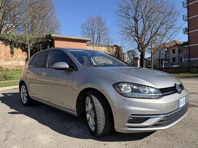 Usata VW Golf VII Highline 116 CV (85 kW) 2018 Berlina