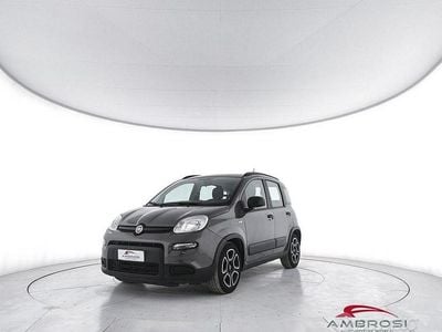 Usata Fiat Panda City Life 69 CV (50 kW) 2021 Grigio Utilitaria