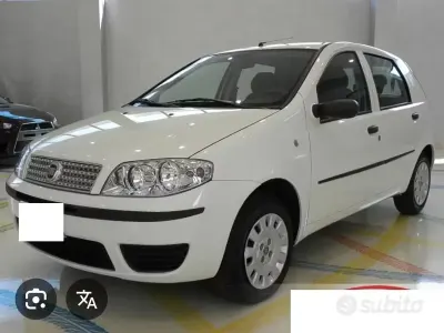 Usata Fiat Punto Classica 60 CV (44 kW) 2011 Grigio Utilitaria