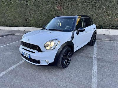 Usata Mini Countryman Premium 184 CV (135 kW) 2011 Bianco SUV