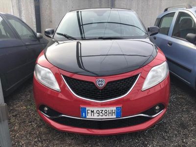 usata Lancia Ypsilon 1.2 69 CV 5 porte GPL Ecochic Silve