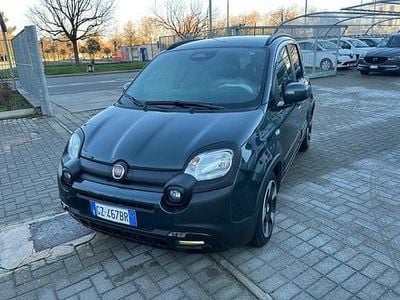Usata Fiat Panda Cross Cross 69 CV (50 kW) 2025 Verde Utilitaria