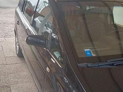 Usata Opel Zafira 120 CV (88 kW) 2007 Nero Monovolume