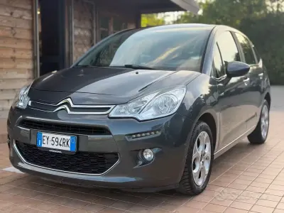 Usata Citroën C3 PureTech 101 CV (74 kW) 2015 Grigio SUV