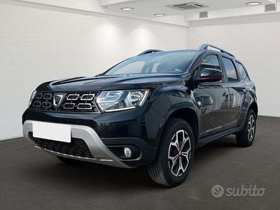 Usata Dacia Duster Lauréate 110 CV (80 kW) 2014 Nero SUV