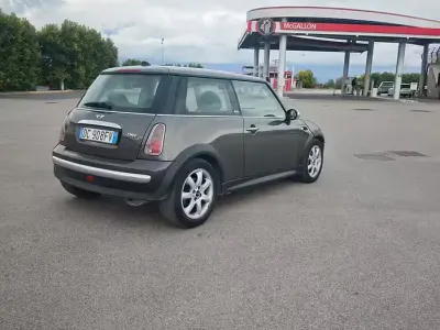 Occasion Mini One D 88 ch (64 kW) 2006 Gris Citadine