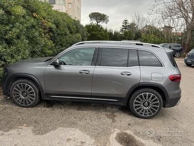 Usata Mercedes GLB200 2024 Grigio SUV