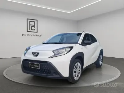Neu Toyota Aygo X Active 72 PS (52 kW) 2025 Weiß SUV