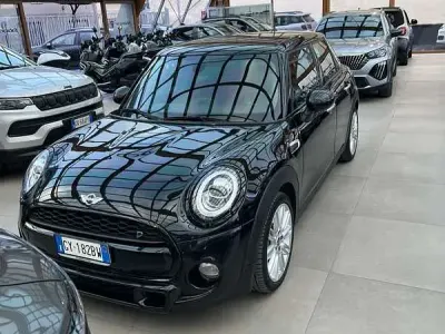 Usata Mini One D Business 95 CV (69 kW) 2016 Utilitaria