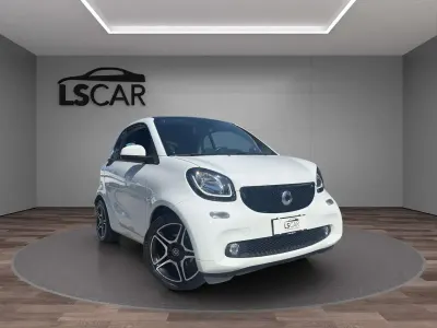 Usata Smart ForTwo Cabrio Passion 70 CV (51 kW) 2019 Bianco Cabrio