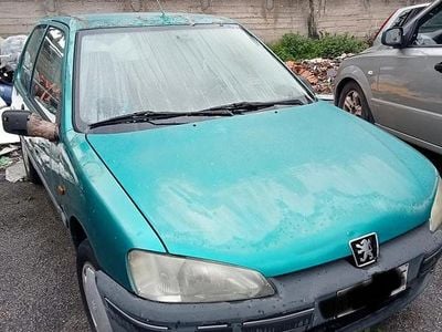 Usata Peugeot 106 60 CV (44 kW) 1998 Verde Utilitaria