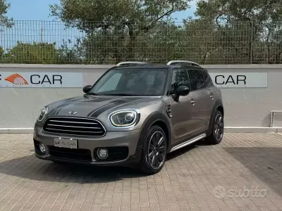Usata Mini Cooper D Countryman Hype 150 CV (110 kW) 2017 Grigio SUV