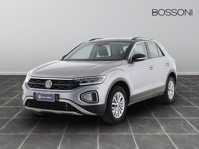 Usata VW T-Roc Life 150 CV (110 kW) 2024 Grigio SUV