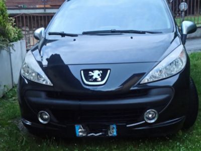 usata Peugeot 207 1.6 HDi 90 cv per neopatentati