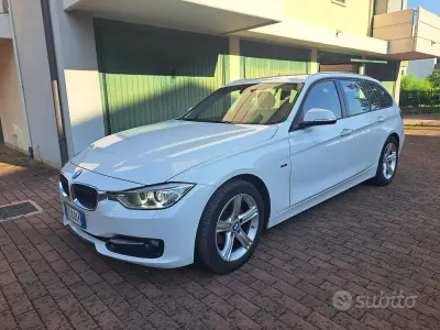 Usata BMW 316 Sport Line 116 CV (85 kW) 2015 Bianco Station wagon