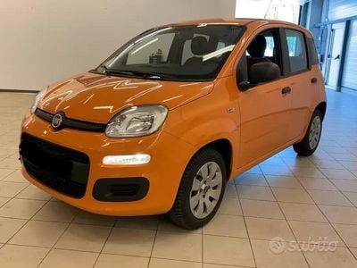 Usata Fiat Panda Pop 69 CV (50 kW) 2018 Arancione Utilitaria