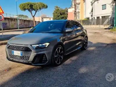 Usata Audi A1 Ambiente 150 CV (110 kW) 2019 Grigio SUV